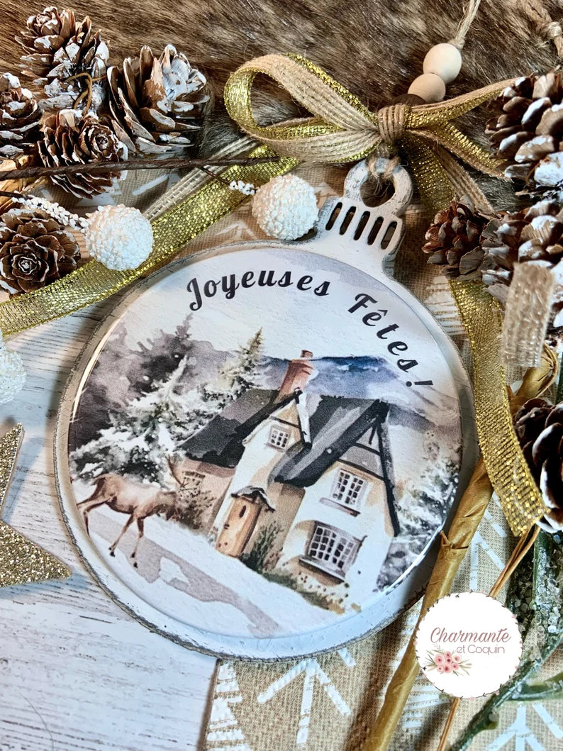 Boule de Noël en bois personnalisé de style rustique chic avec charmant motif du temps des fêtes