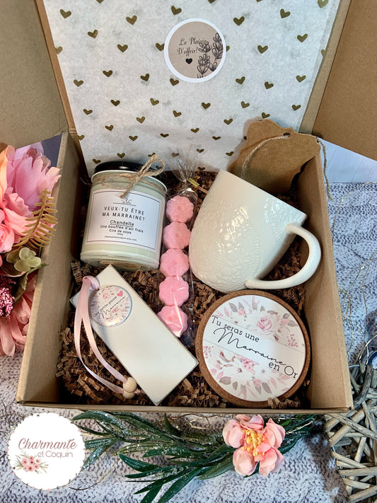 Charmante boîte cadeaux personnalisée cadeau pour une demande marraine.