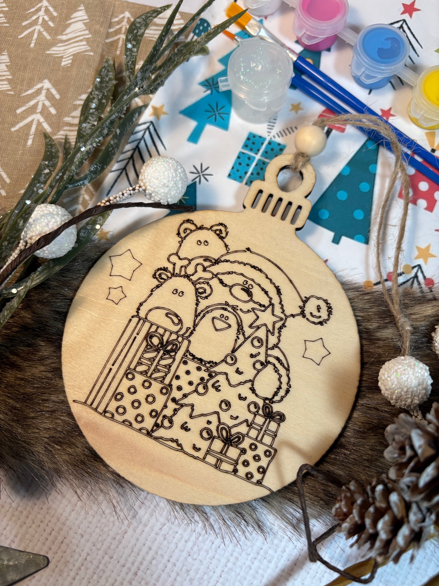 Ensemble créatif peinture acrylique sur bois pour enfants thème boule de Noël