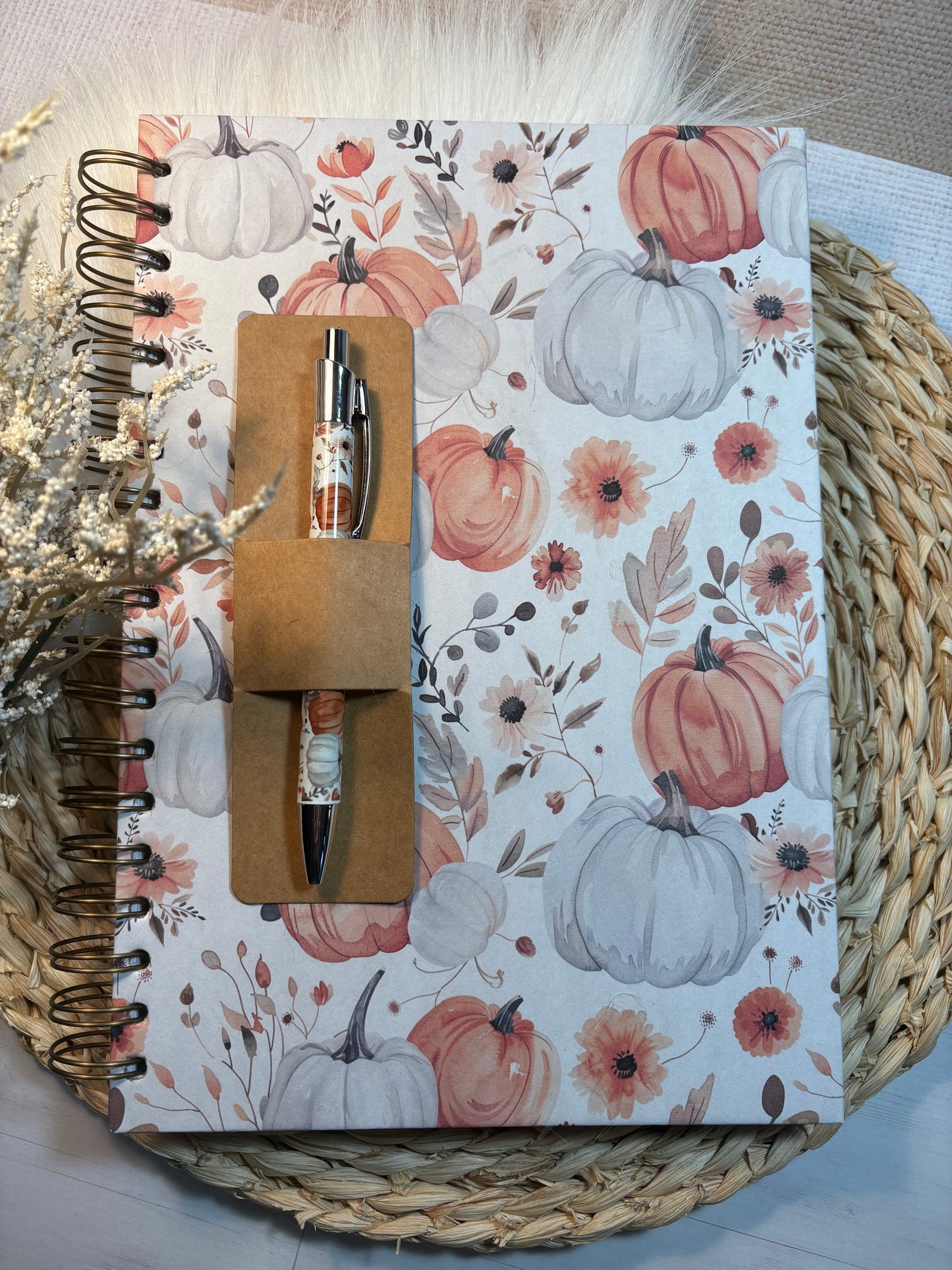 Ensemble de notes assortie sur le thème des petites citrouille champêtres