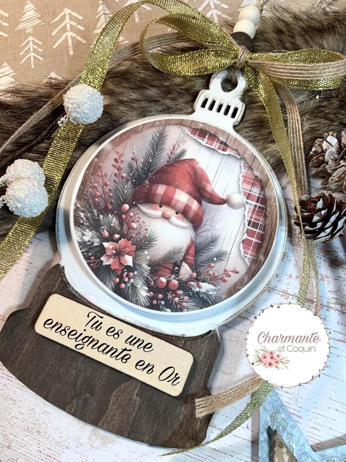 Ornement de Noël en bois personnalisé cadeau pour éducatrice ,enseignante ou avec votre citation personnalisée .Globe de Noël