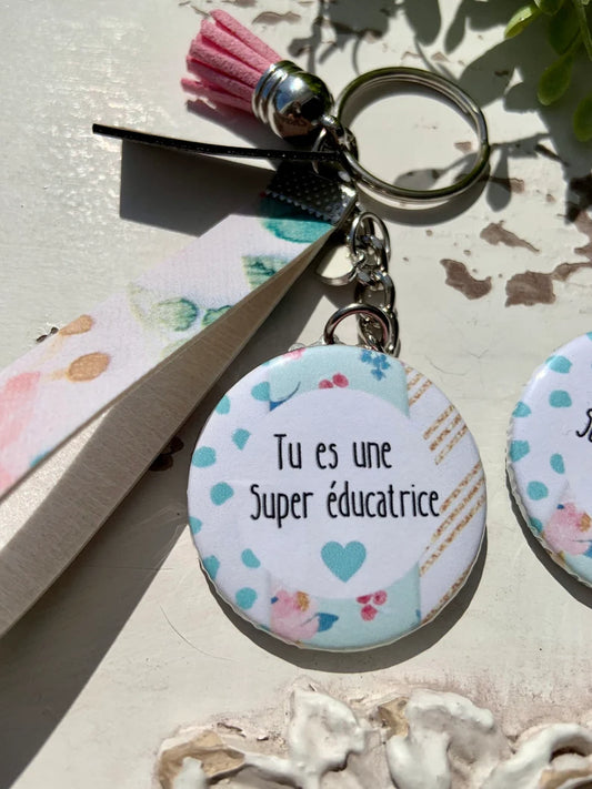 Porte clés personnalisé pour éducatrice , cadeau éducatrice , remerciement