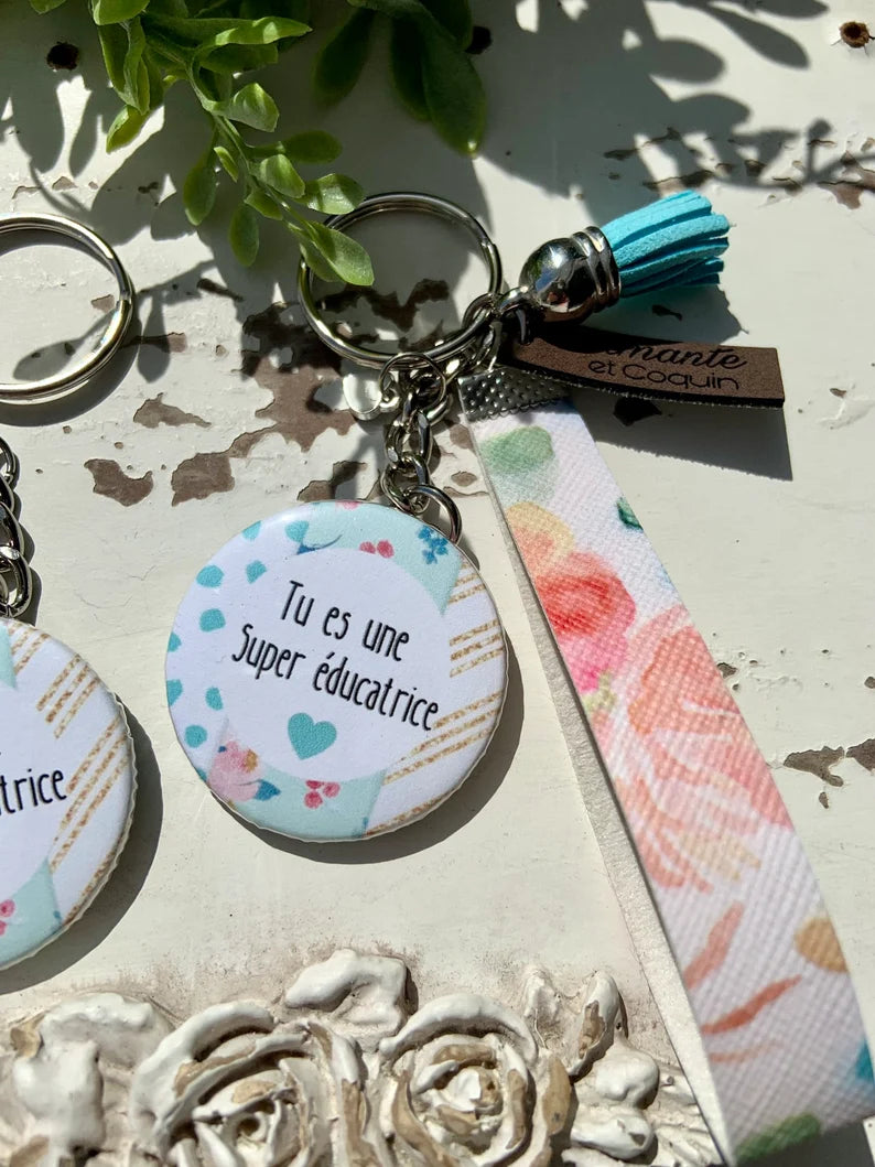 Porte clés personnalisé pour éducatrice , cadeau éducatrice , remerciement