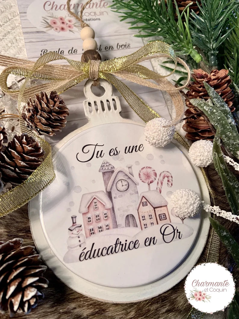 Boule de Noël en bois personnalisée de style rustique chic, cadeau pour éducatrice