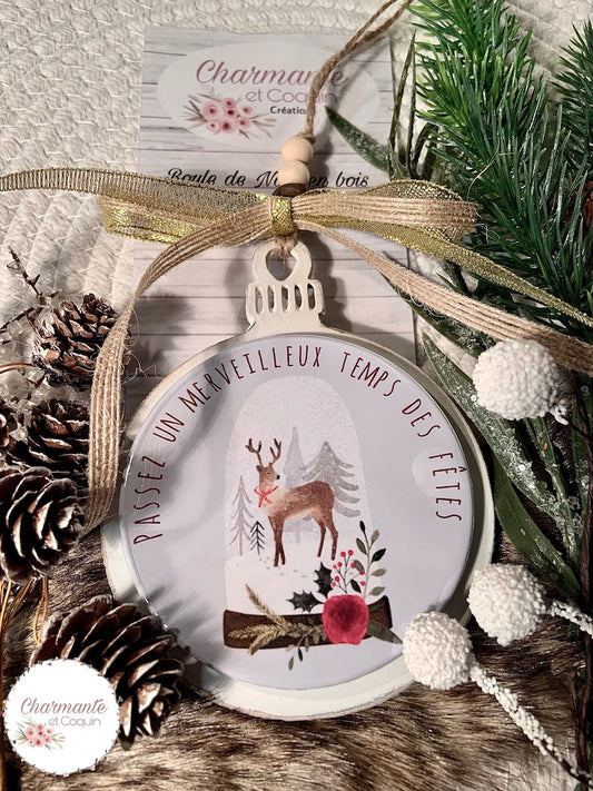 Boule de Noël en bois personnalisé de style rustique chic avec charmant motif du temps des fêtes