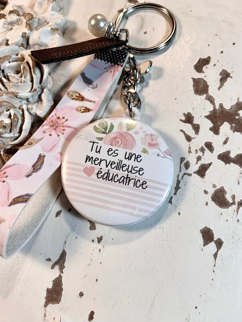 Porte clés personnalisé pour éducatrice, cadeau remerciement éducatrice