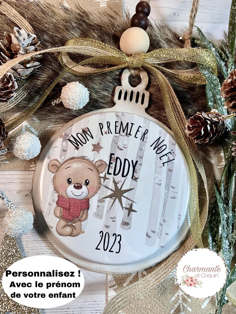 Ma première boule de Noël en bois de style rustique chic.