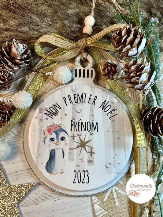 Ma première boule de Noël en bois de style rustique chic.