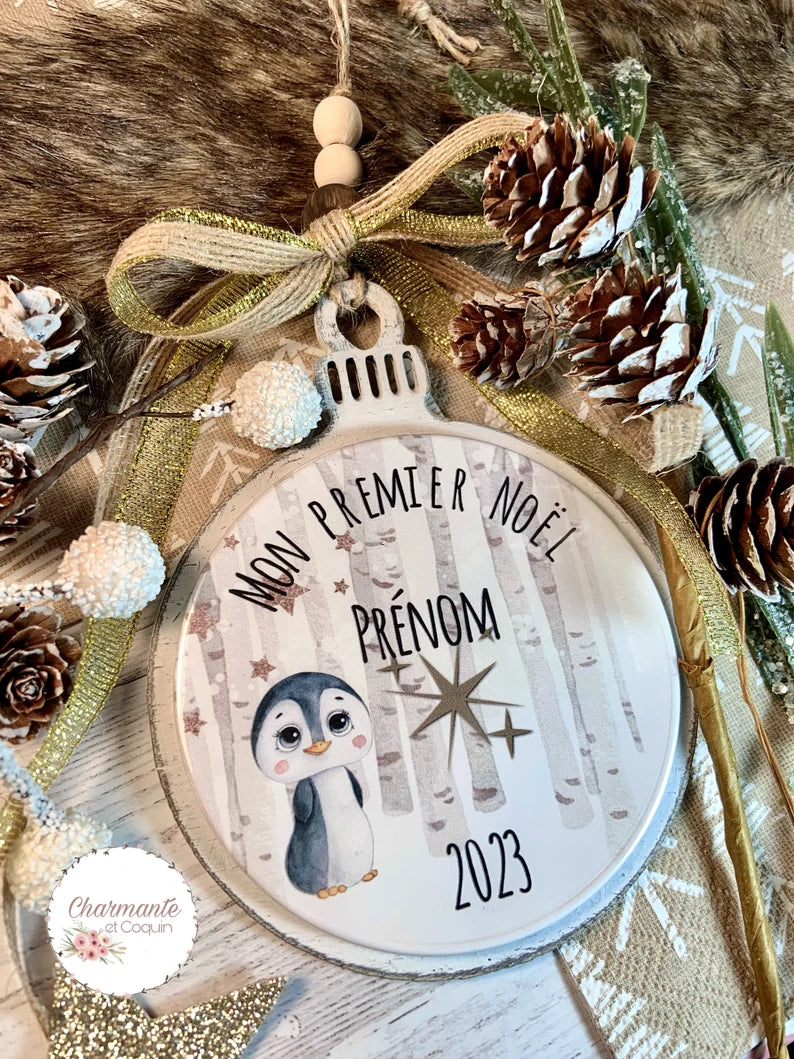 Ma première boule de Noël en bois de style rustique chic.