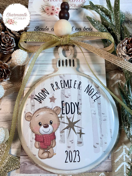 Ma première boule de Noël en bois de style rustique chic.
