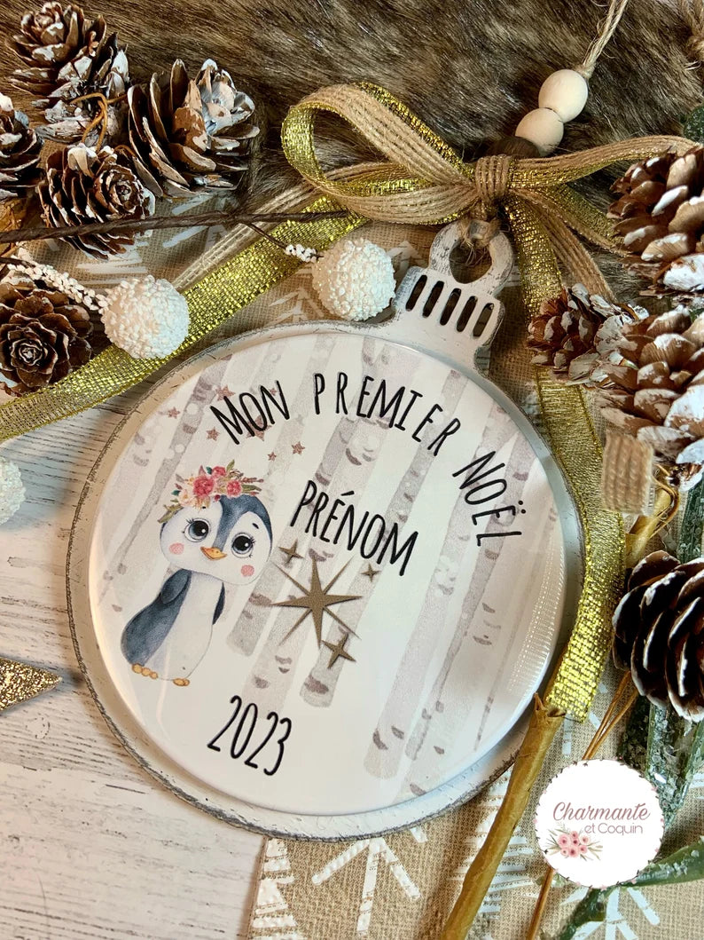 Ma première boule de Noël en bois de style rustique chic.
