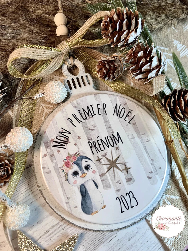 Ma première boule de Noël en bois de style rustique chic.