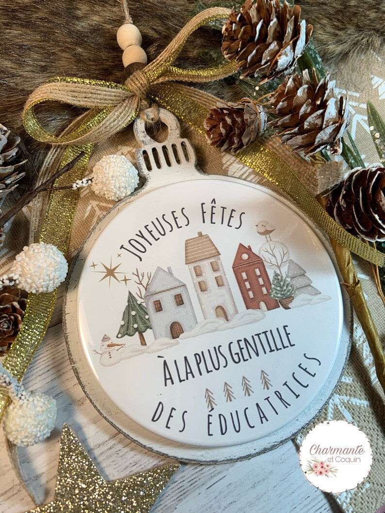 Boule de Noël en bois personnalisée de style rustique chic, cadeau pour éducatrice