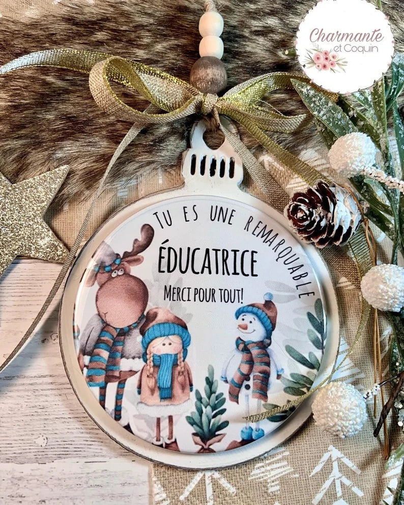 Boule de Noël en bois personnalisée de style rustique chic, cadeau pour éducatrice