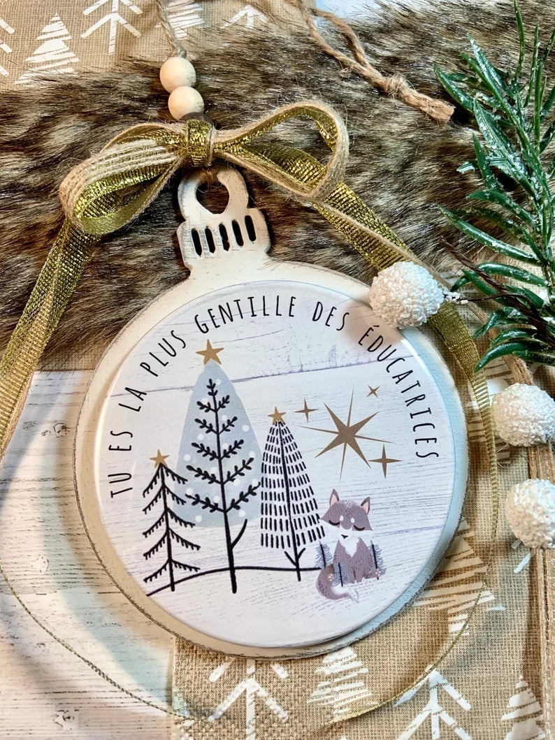Boule de Noël en bois personnalisée de style rustique chic, cadeau pour éducatrice