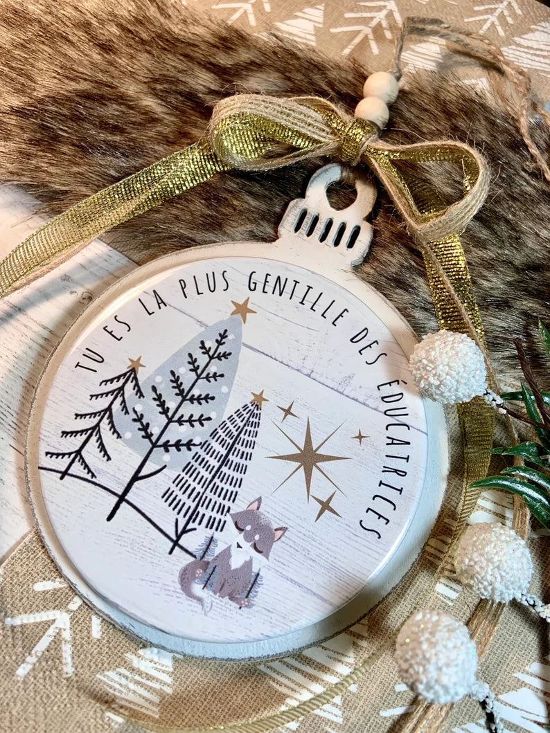 Boule de Noël en bois personnalisée de style rustique chic, cadeau pour éducatrice