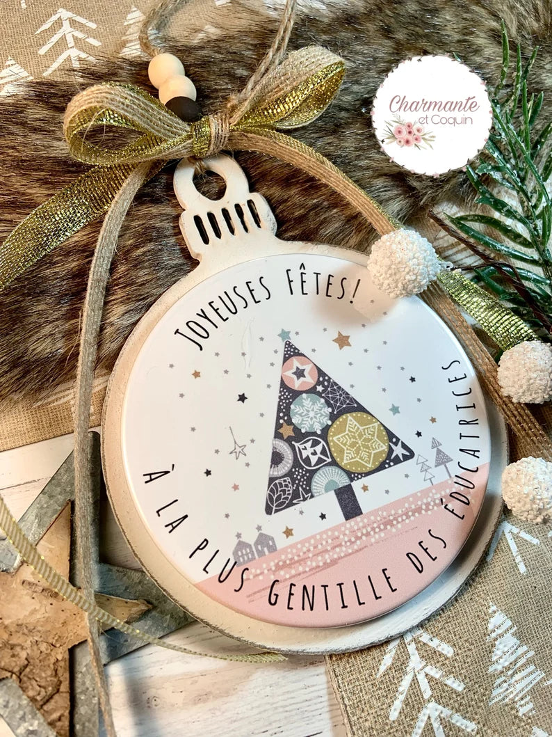 Boule de Noël en bois personnalisée de style rustique chic, cadeau pour éducatrice