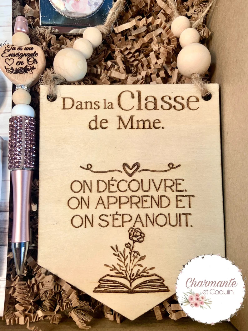PETIT fanion en bois personnalisé cadeau pour enseignante