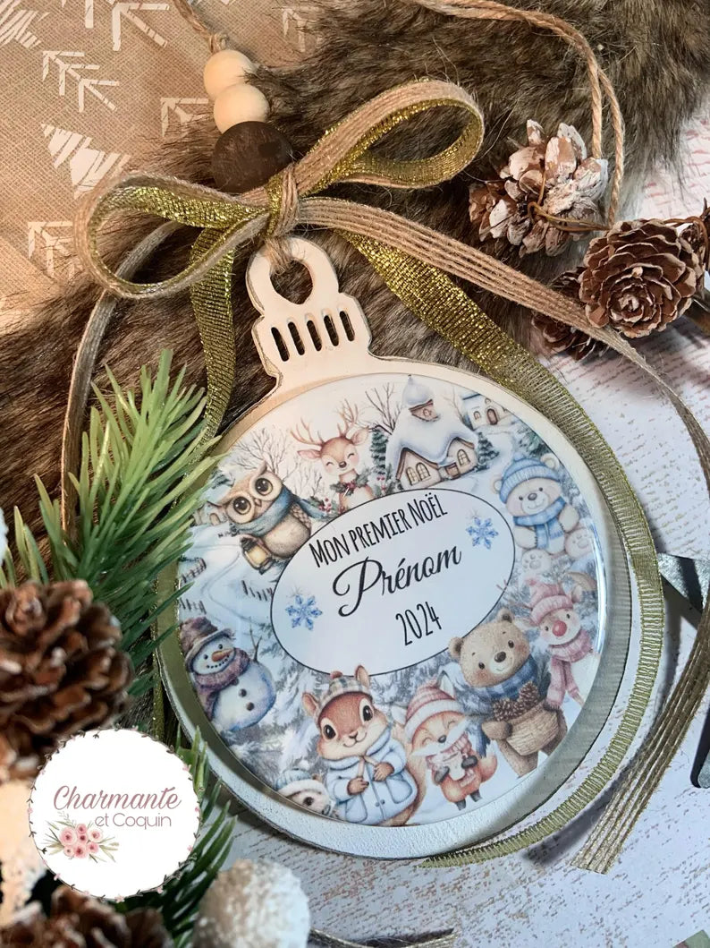 Ma première boule de Noël en bois de style rustique chic.