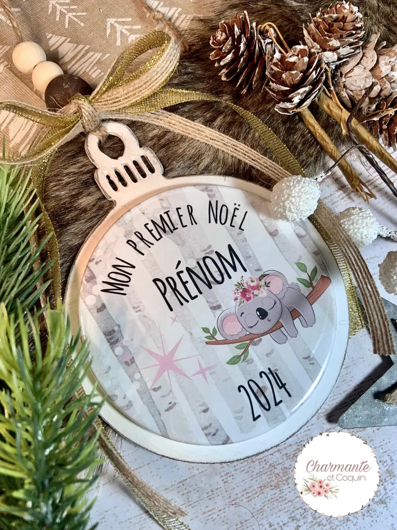 Ma première boule de Noël en bois de style rustique chic.