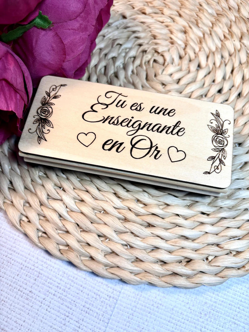 Brosse en bois à tableau blanc , tableau noir ou autres surfaces effaçables , cadeau enseignante, cadeau remerciement professeur (Copie) (Copie)