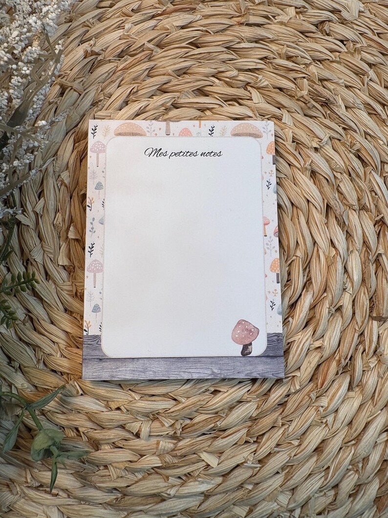 Ensemble de notes assortie sur le thème des petits champignons colorés