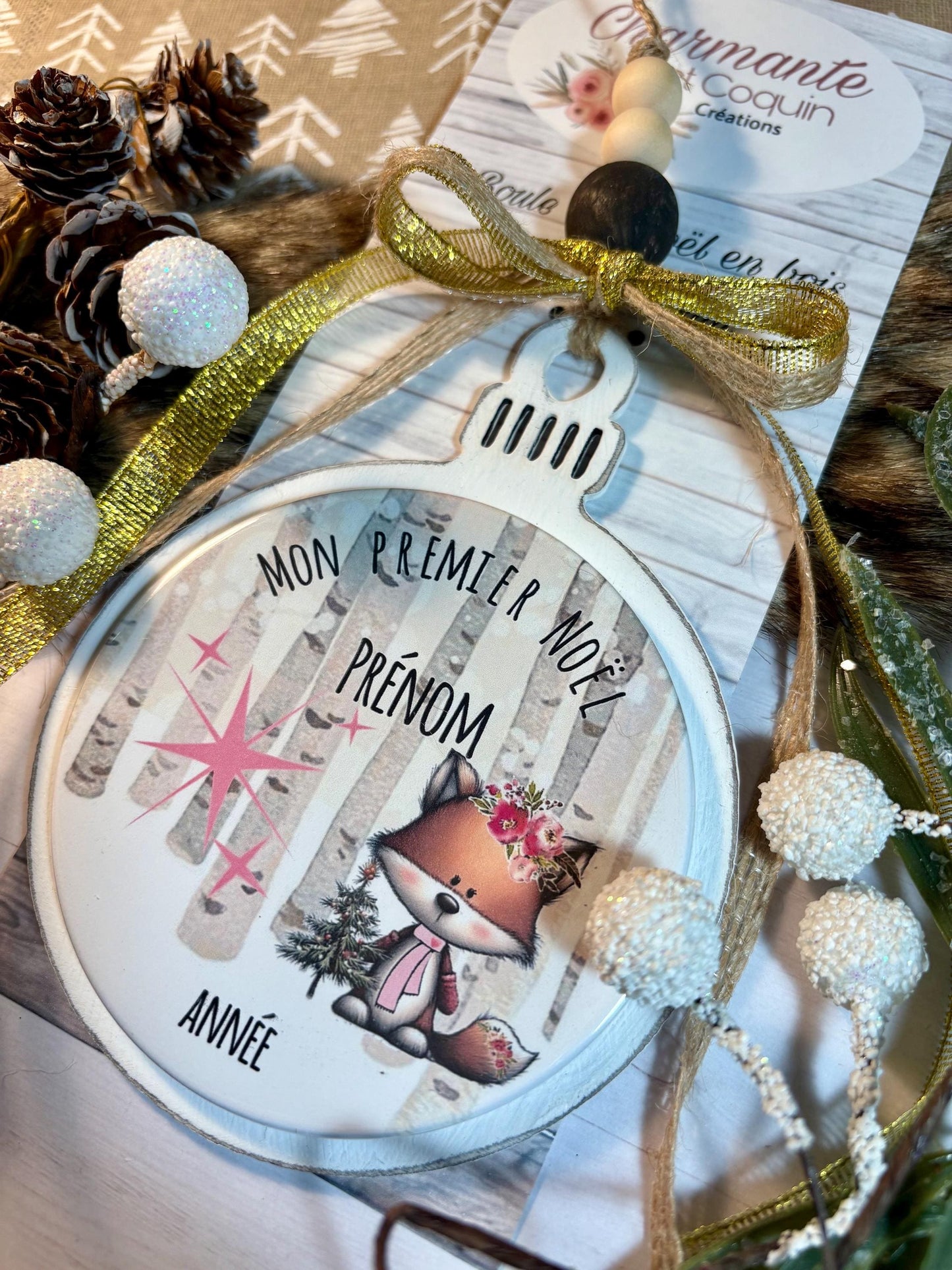 Ma première boule de Noël en bois de style rustique chic.